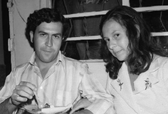 Пабло Эскобар и его жена. В марте 1976 г. молодые люди поженились, и вскоре, когда Марие не было и 15 лет