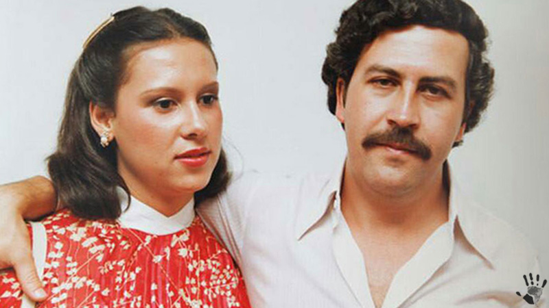 Пабло Эскобар с супругой